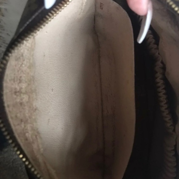 AUTHENTIC LOUIS VUITTON - Picture 7 of 8